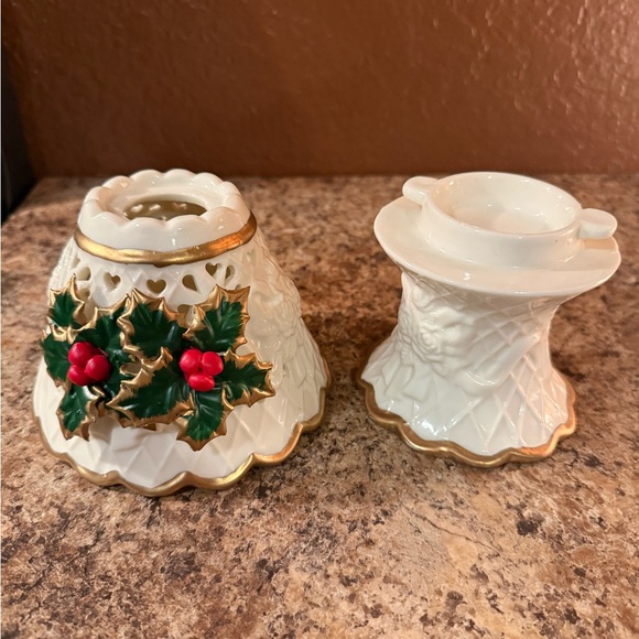 Vintage Christmas Porcelain Lamp with Holly Design 1990s - Picture 4 of 6